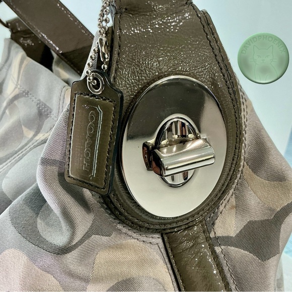 COACH Penelope Optic Silver Grey Shoulder Bag E1171-F17476 w/ Dust Bag - Picture 3 of 12